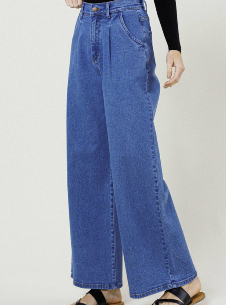 Lexi Pleated High Rise Wide leg Jeans